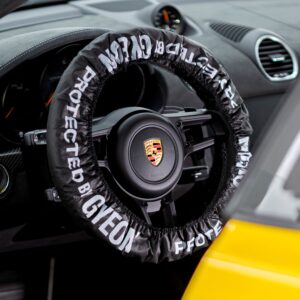 Rattskydd Gyeon Q²M Steering Wheel Cover från Gyeon hos Kitchentime.